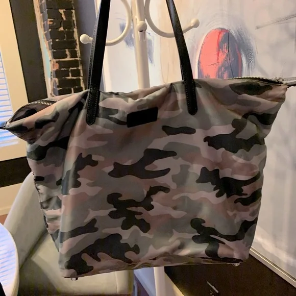 Rebecca Minkoff | Bags | Designer Rebecca Minkoff Camo Tote 